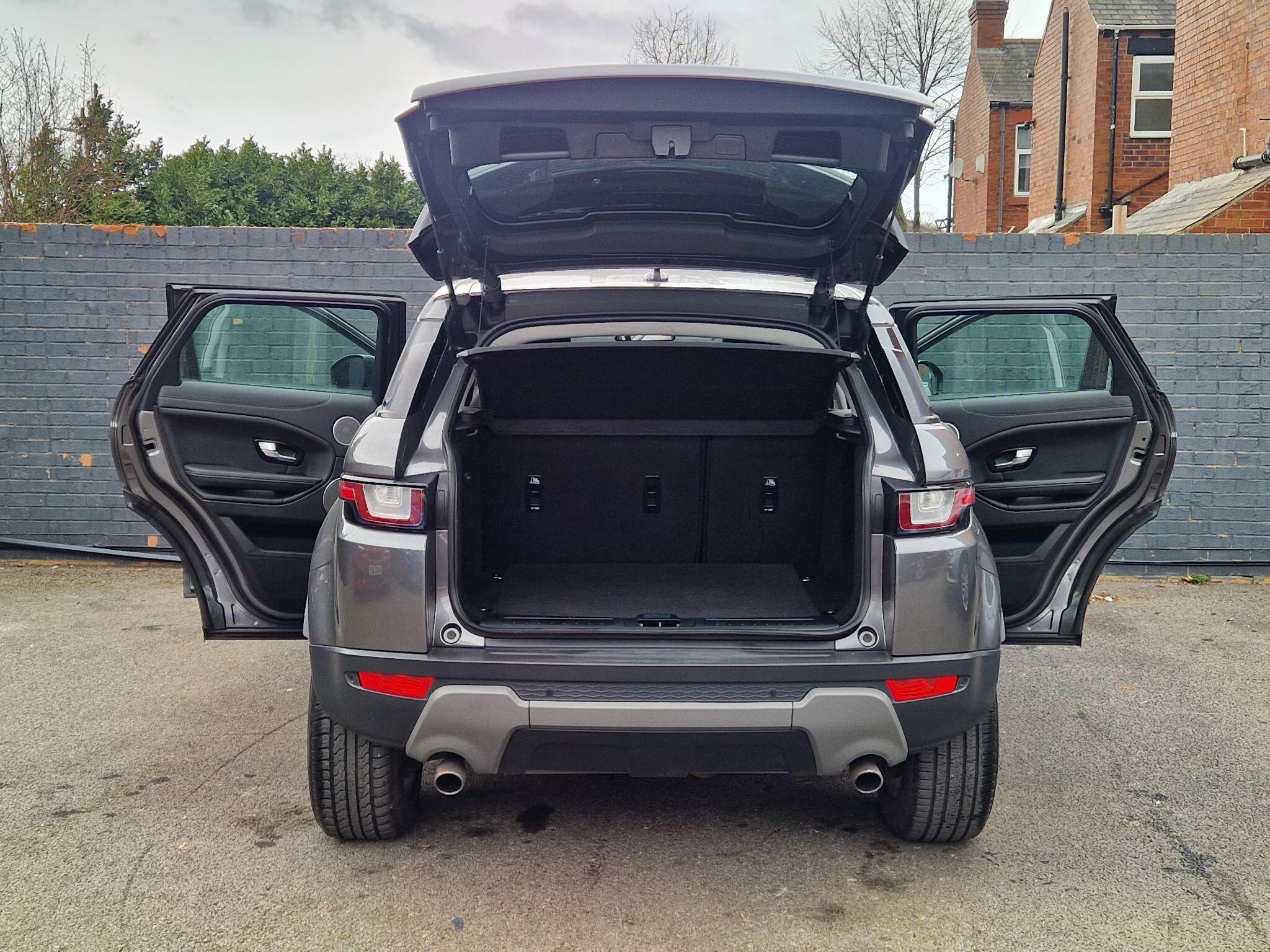 Land Rover Range Rover Evoque - Image 22