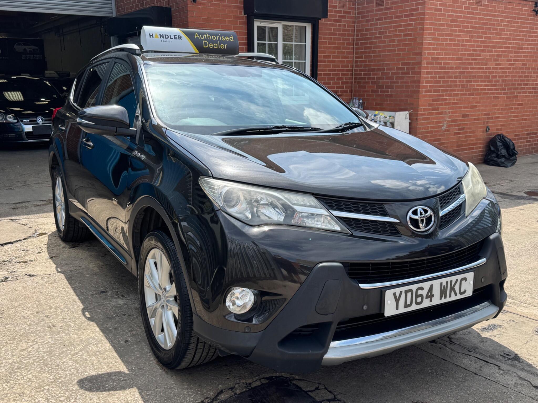 Toyota RAV4 - Image 2