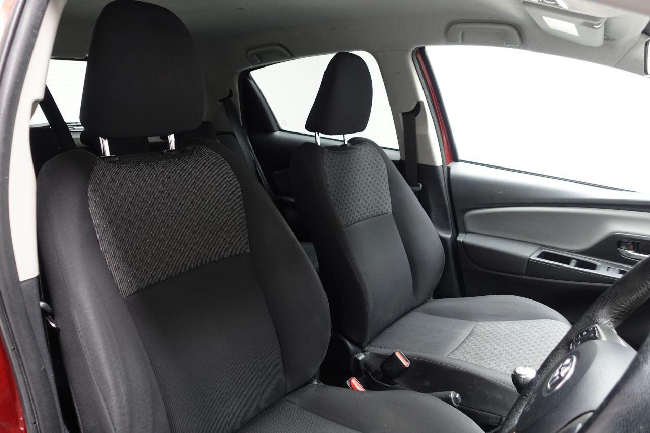 Toyota Yaris - Image 3