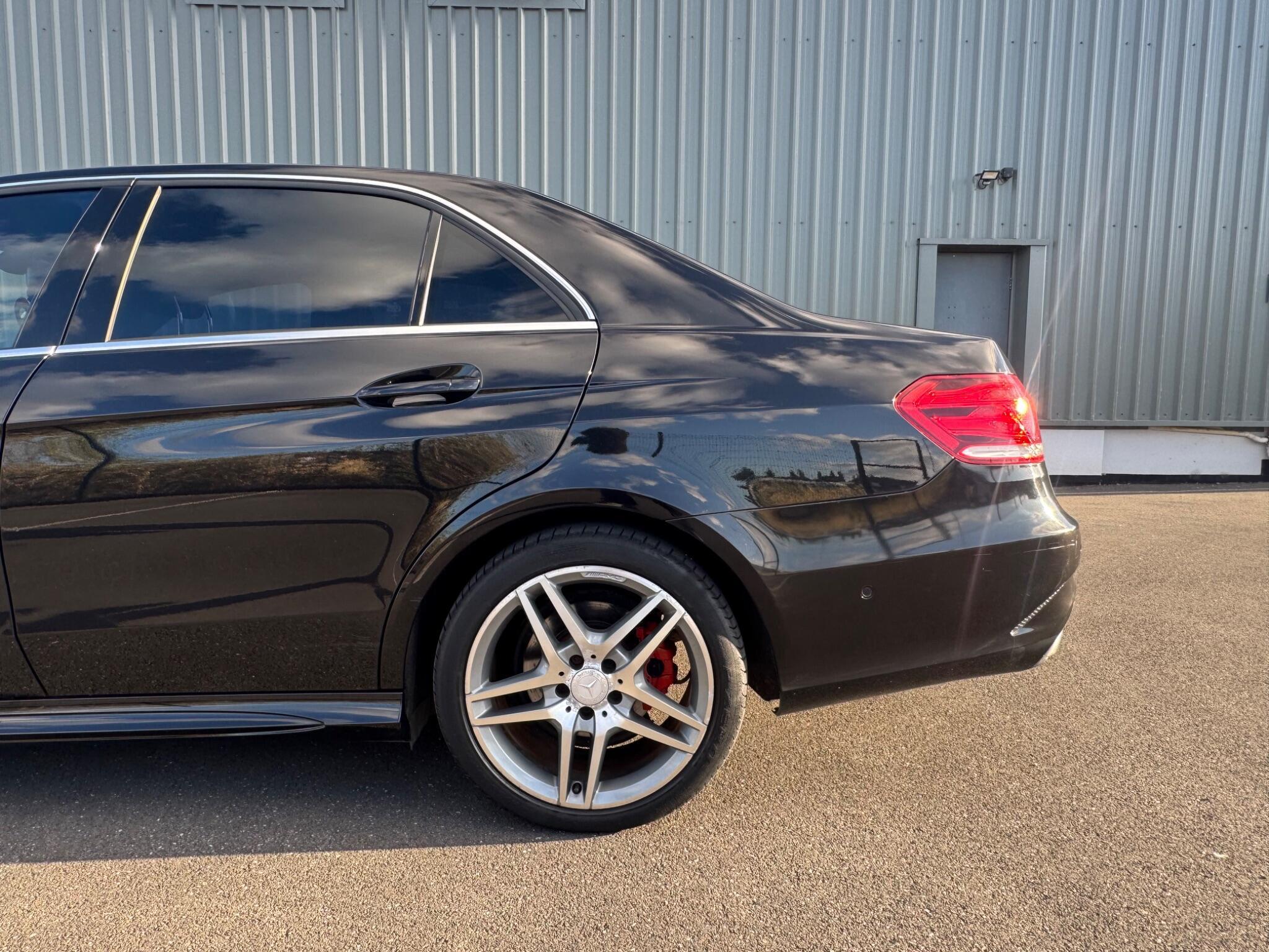 Mercedes E Class - Image 9