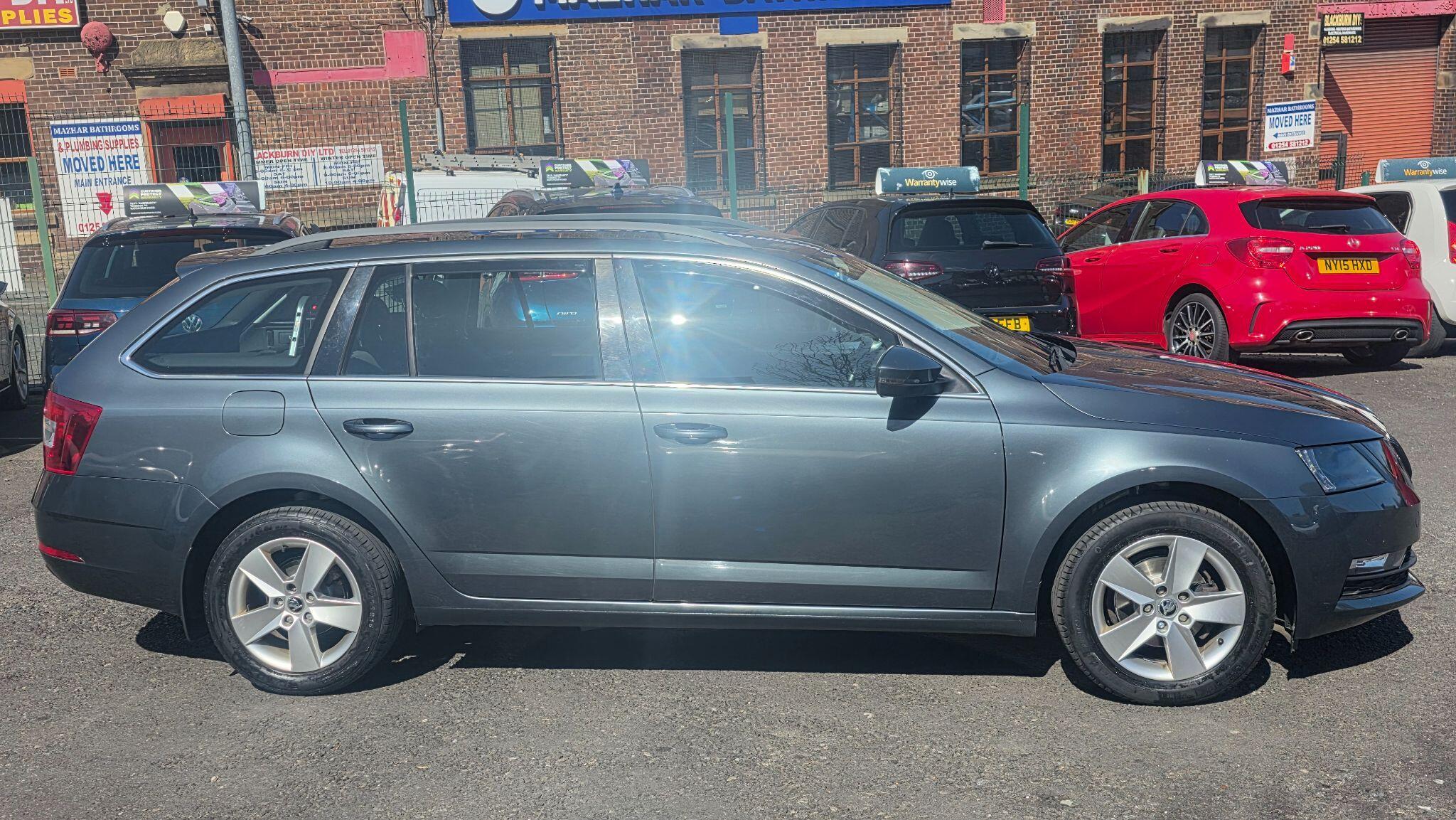 Skoda Octavia - Image 8