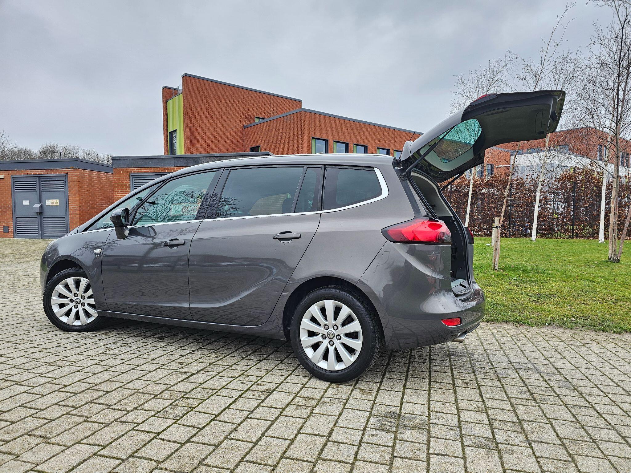 Vauxhall Zafira Tourer - Image 13