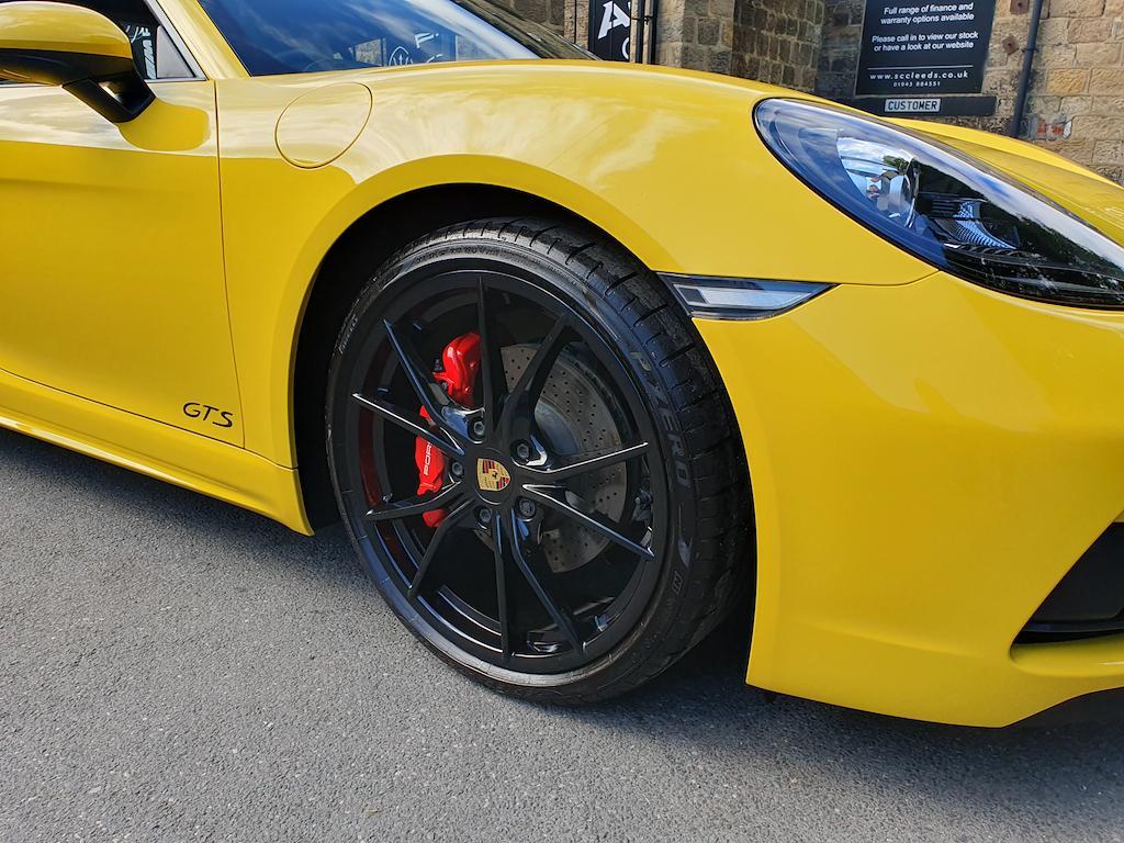 Porsche 718 Cayman - Image 24