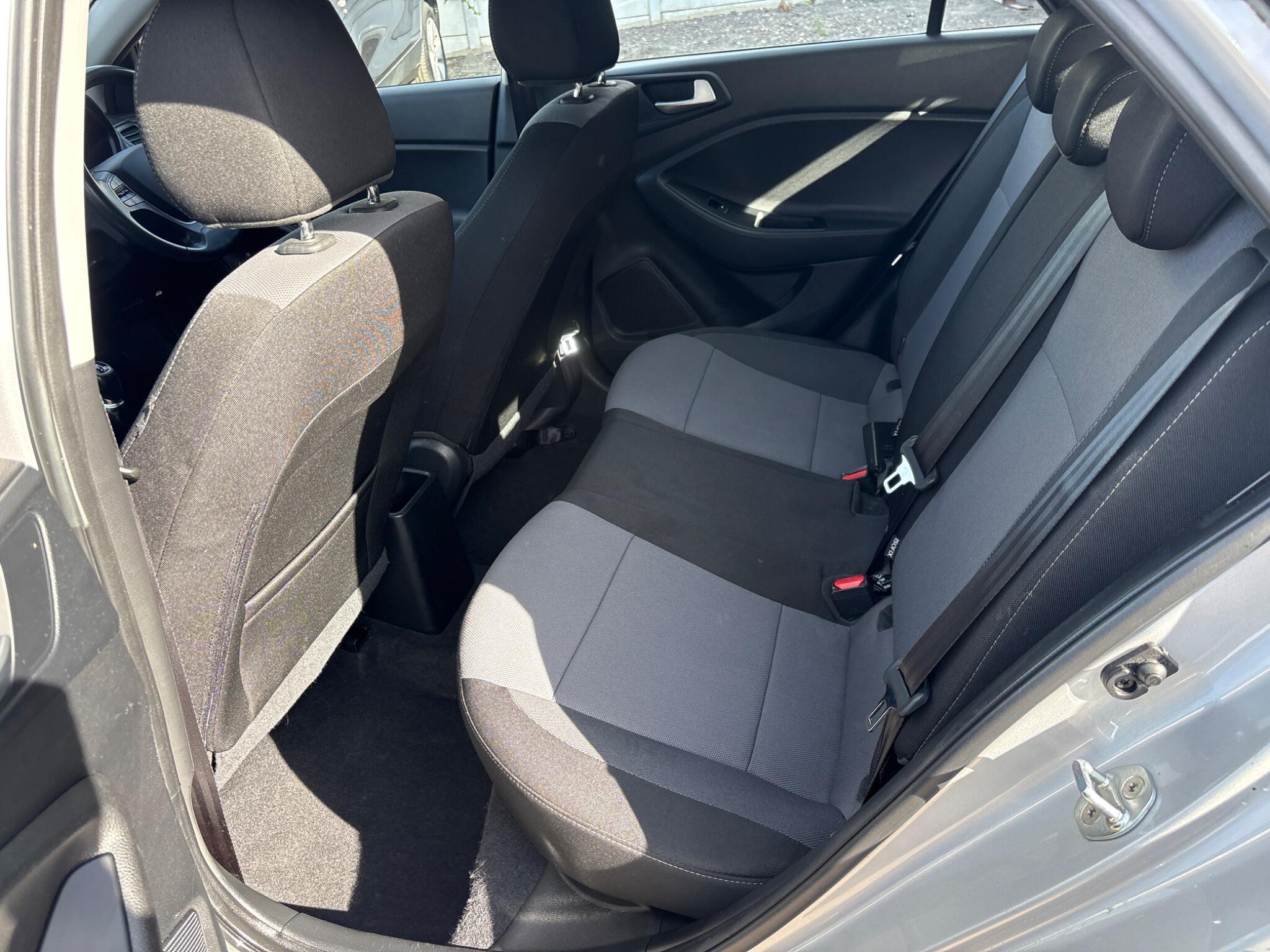 Hyundai i20 - Image 16