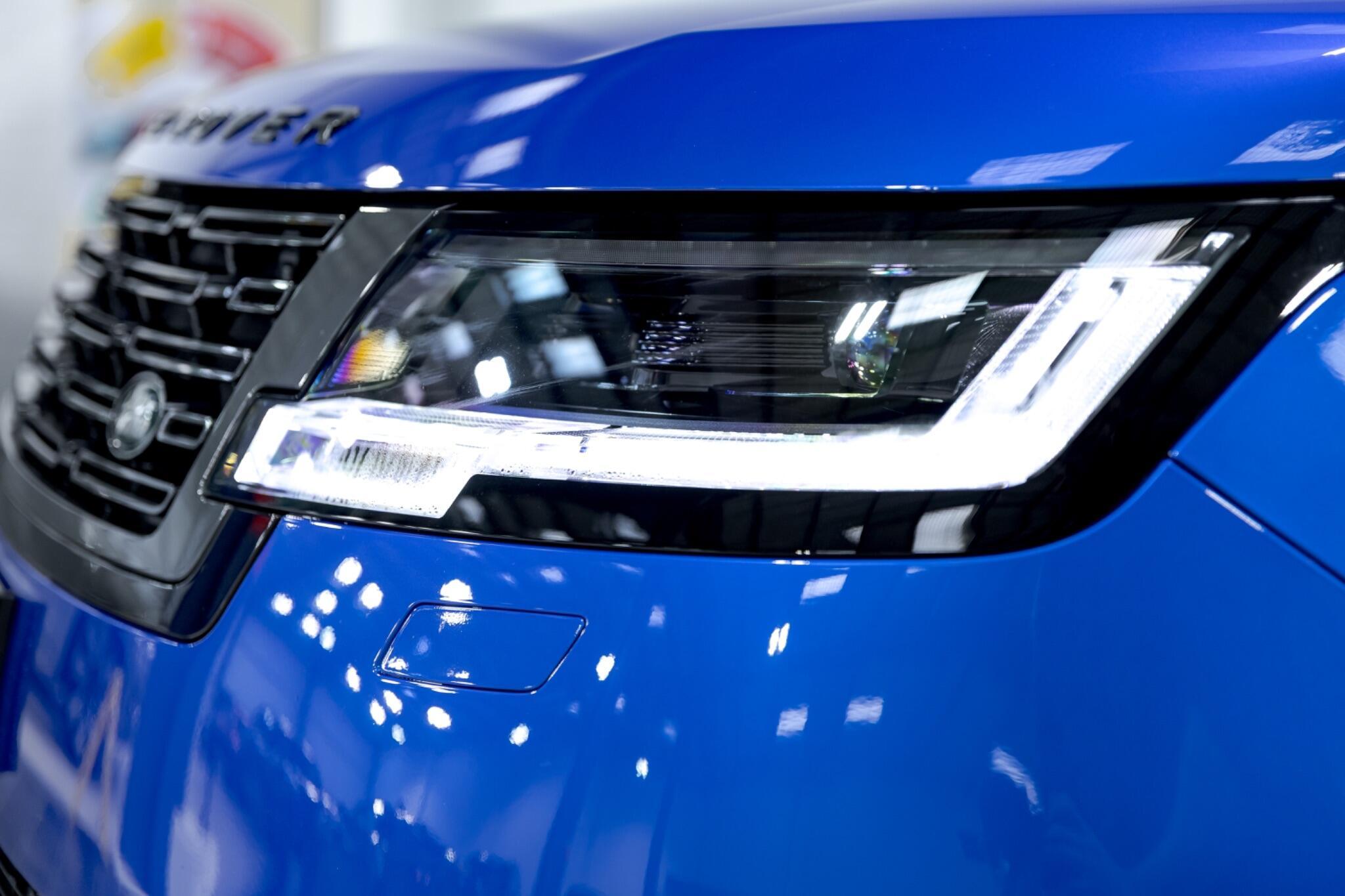 Land Rover Range Rover - Image 11