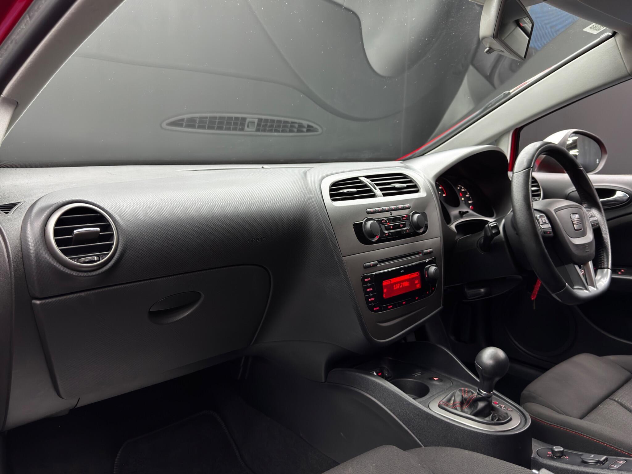 SEAT Leon - Image 11