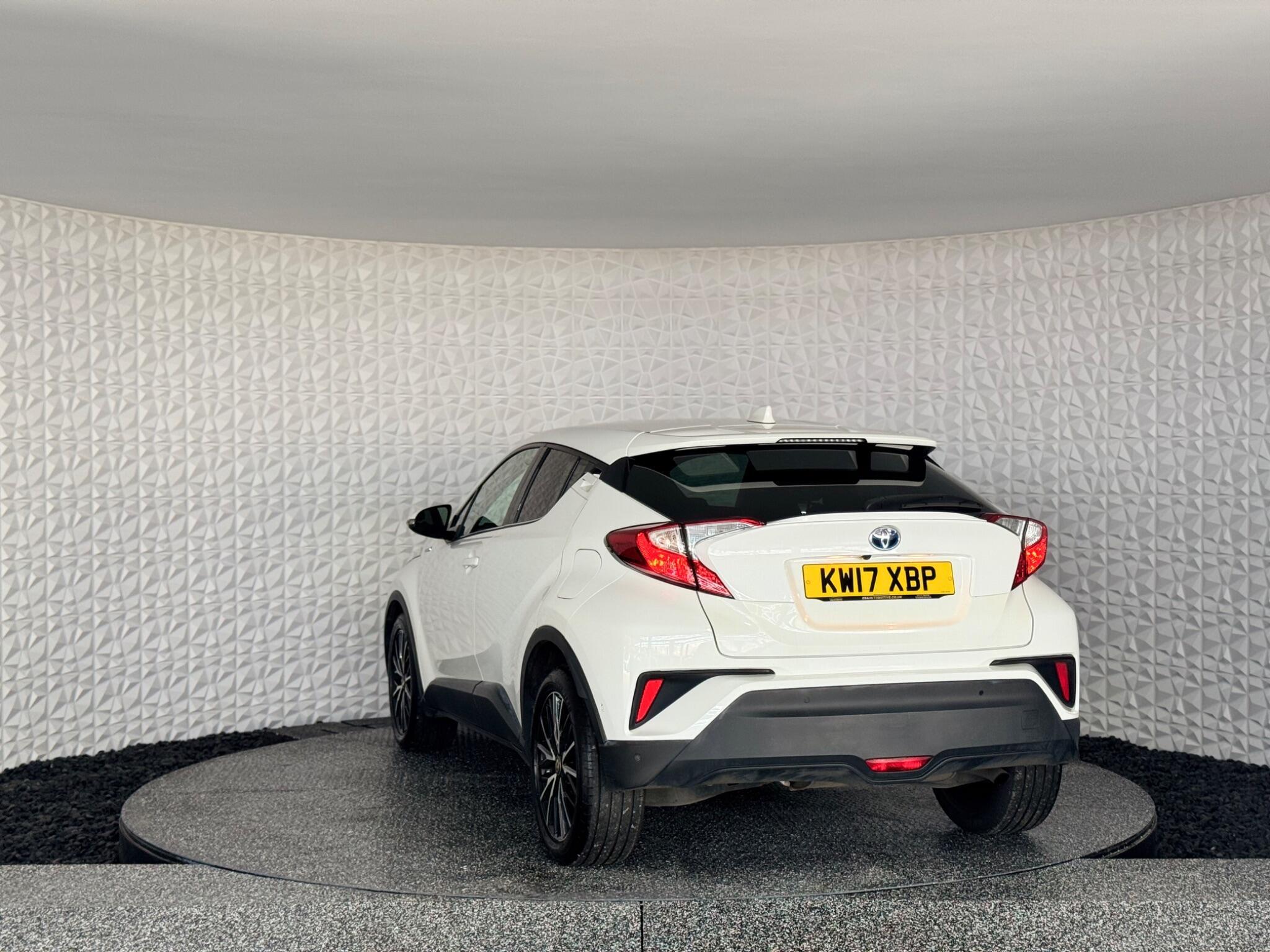 Toyota C-Hr - Image 16