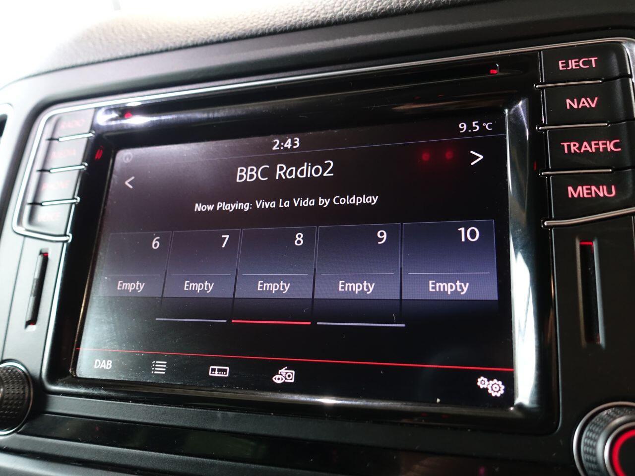 Volkswagen Sharan - Image 33