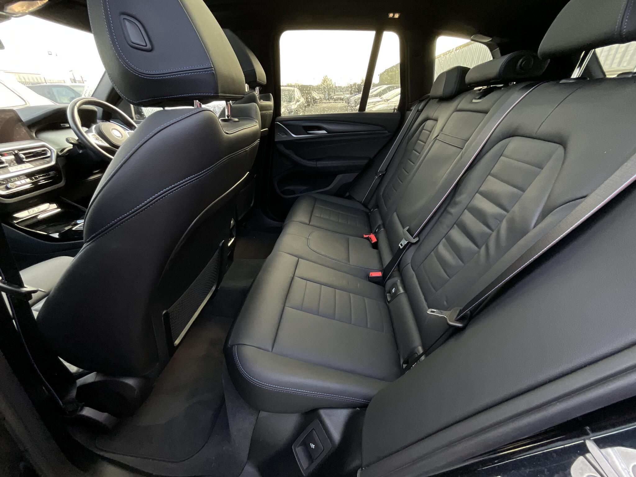 BMW iX3 - Image 15