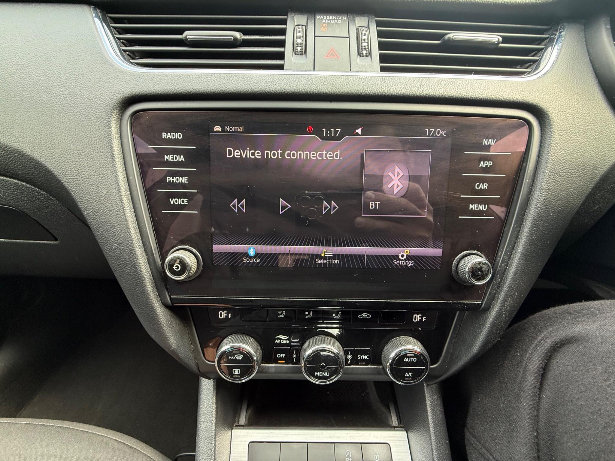 Skoda Octavia - Image 11