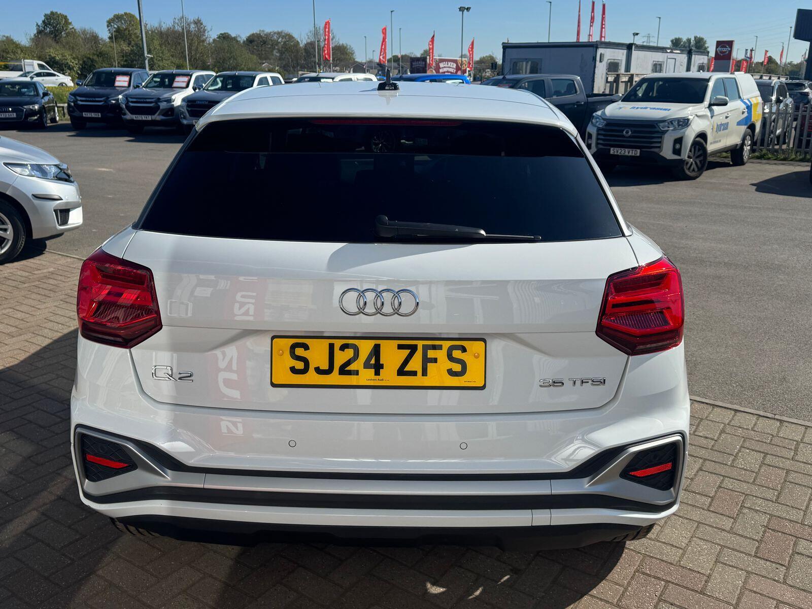 Audi Q2 - Image 5