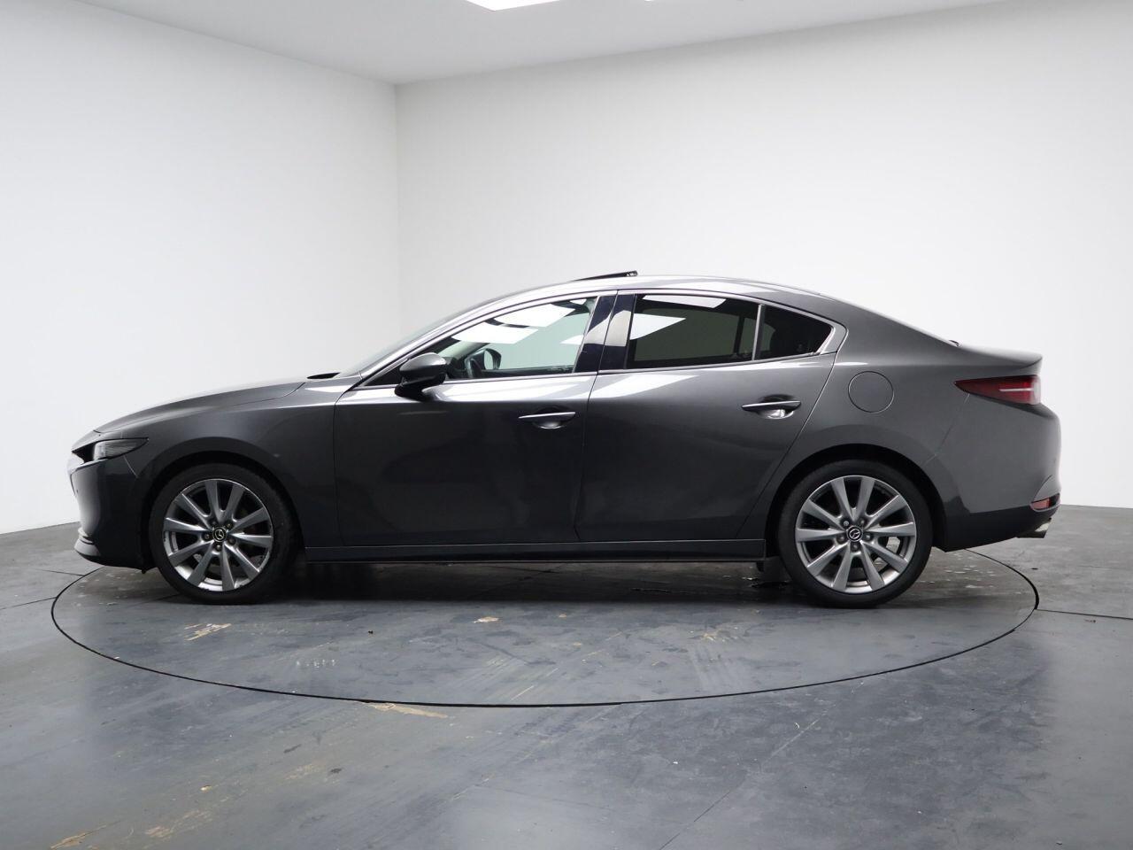 Mazda MAZDA3 - Image 7