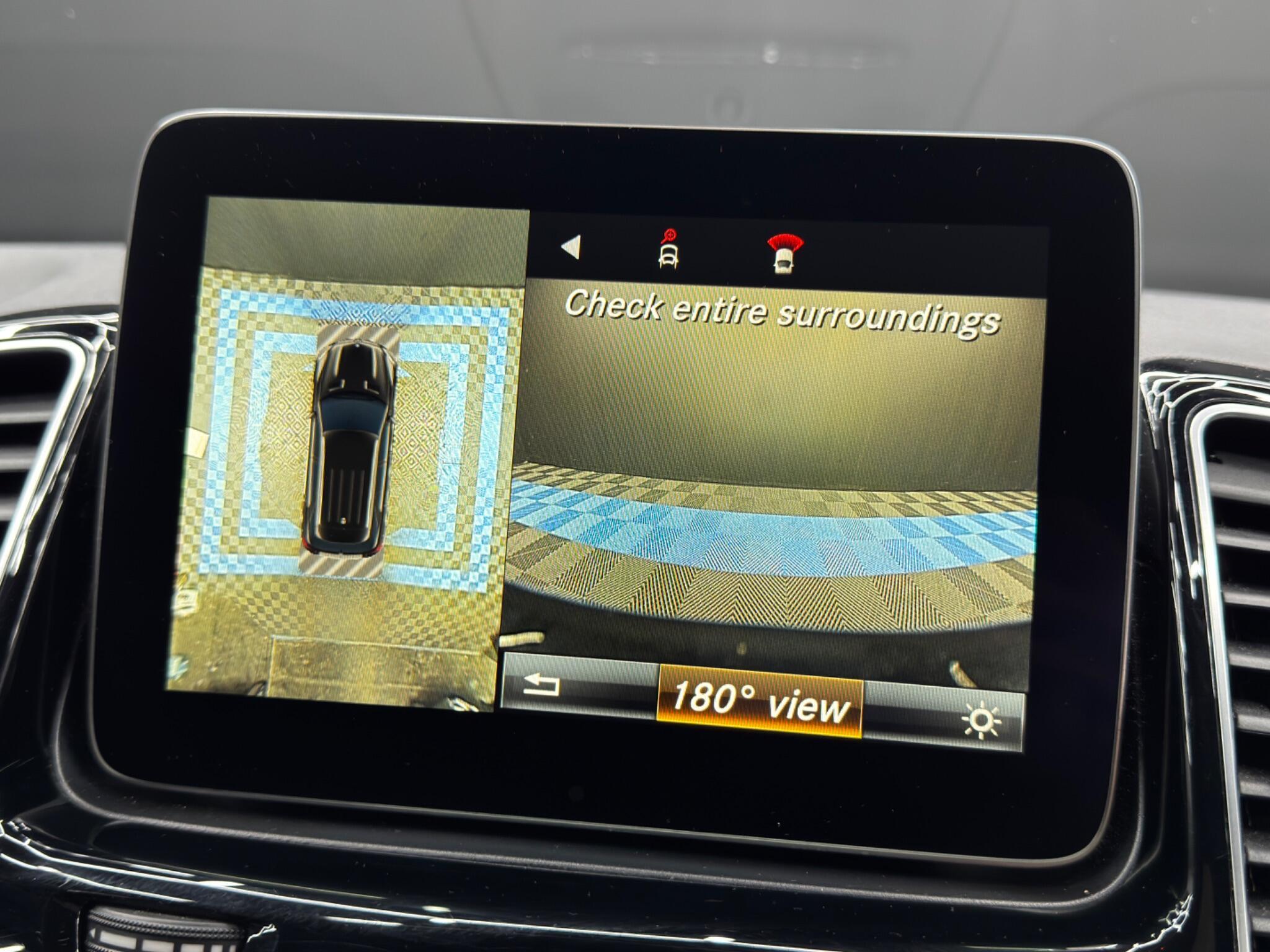 Mercedes GLE - Image 35