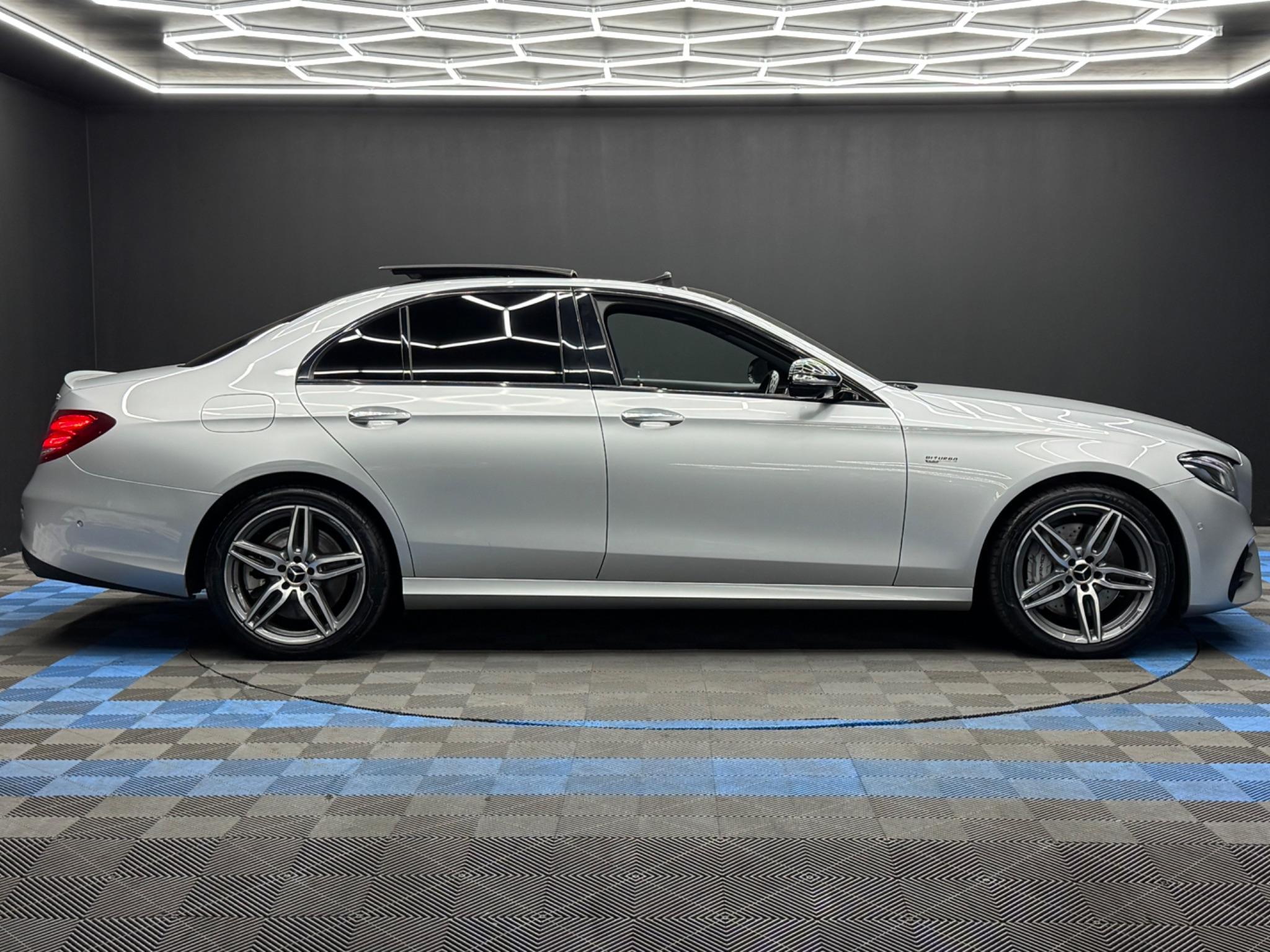 Mercedes E Class - Image 4