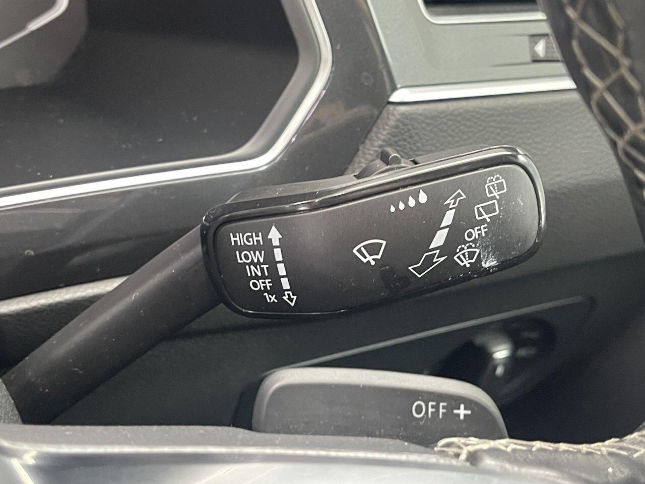 Volkswagen Tiguan - Image 18