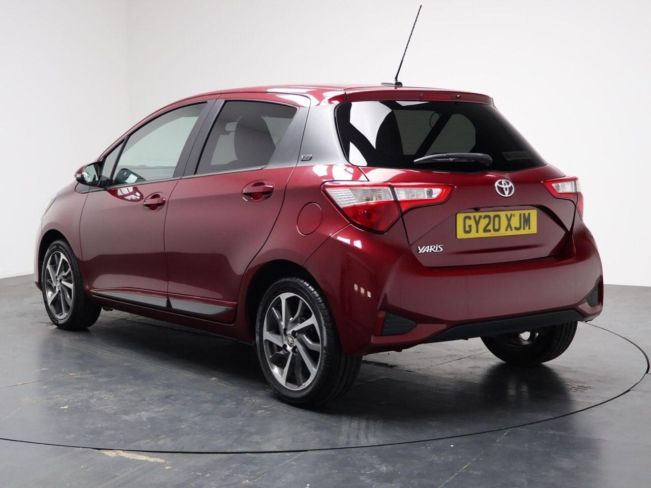 Toyota Yaris - Image 9