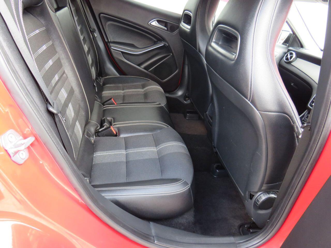 Mercedes-benz GLA - Image 8