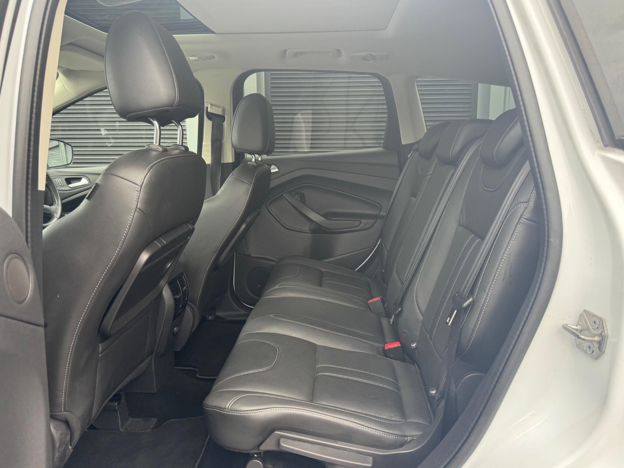 Ford Kuga - Image 15