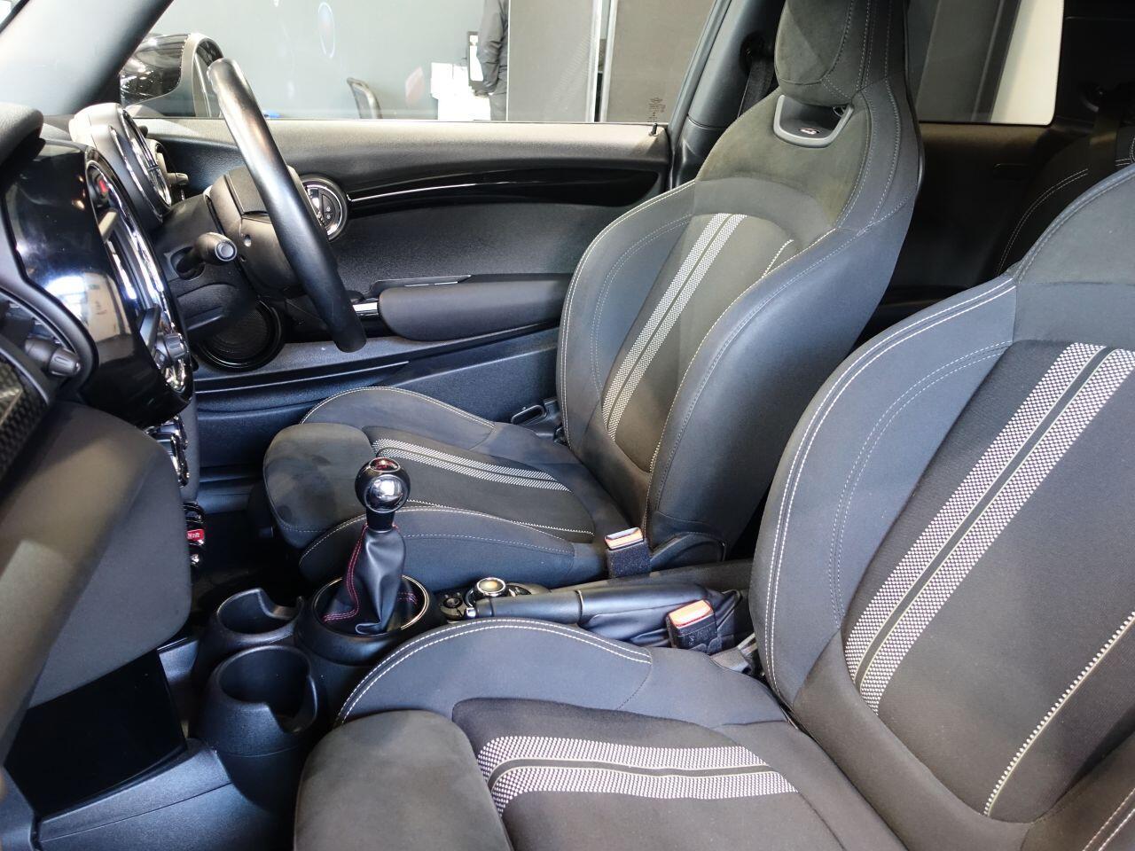 MINI Hatch - Image 8