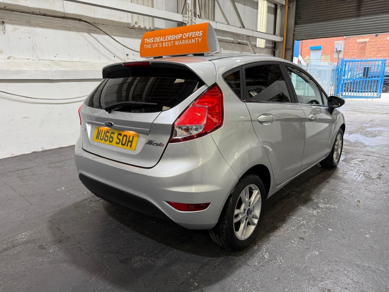 Ford Fiesta - Image 4