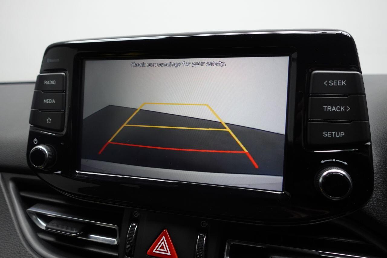 Hyundai i30 - Image 2