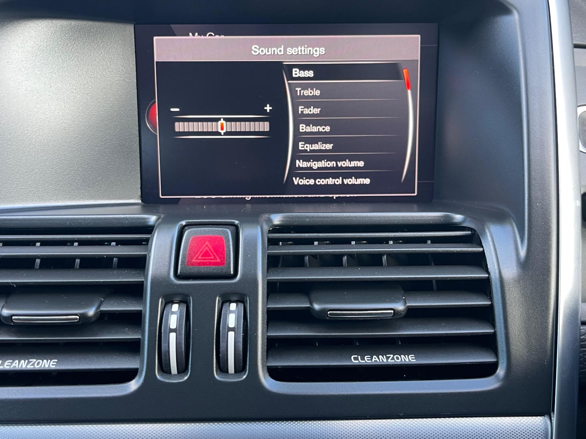 Volvo XC60 - Image 73