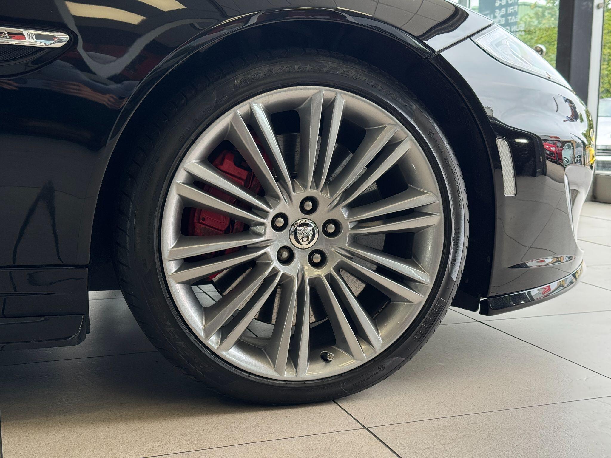 Jaguar XKR - Image 3