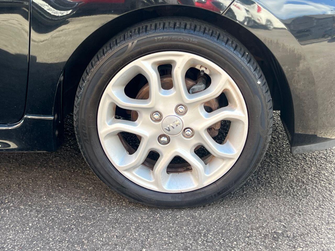 Kia Picanto - Image 29