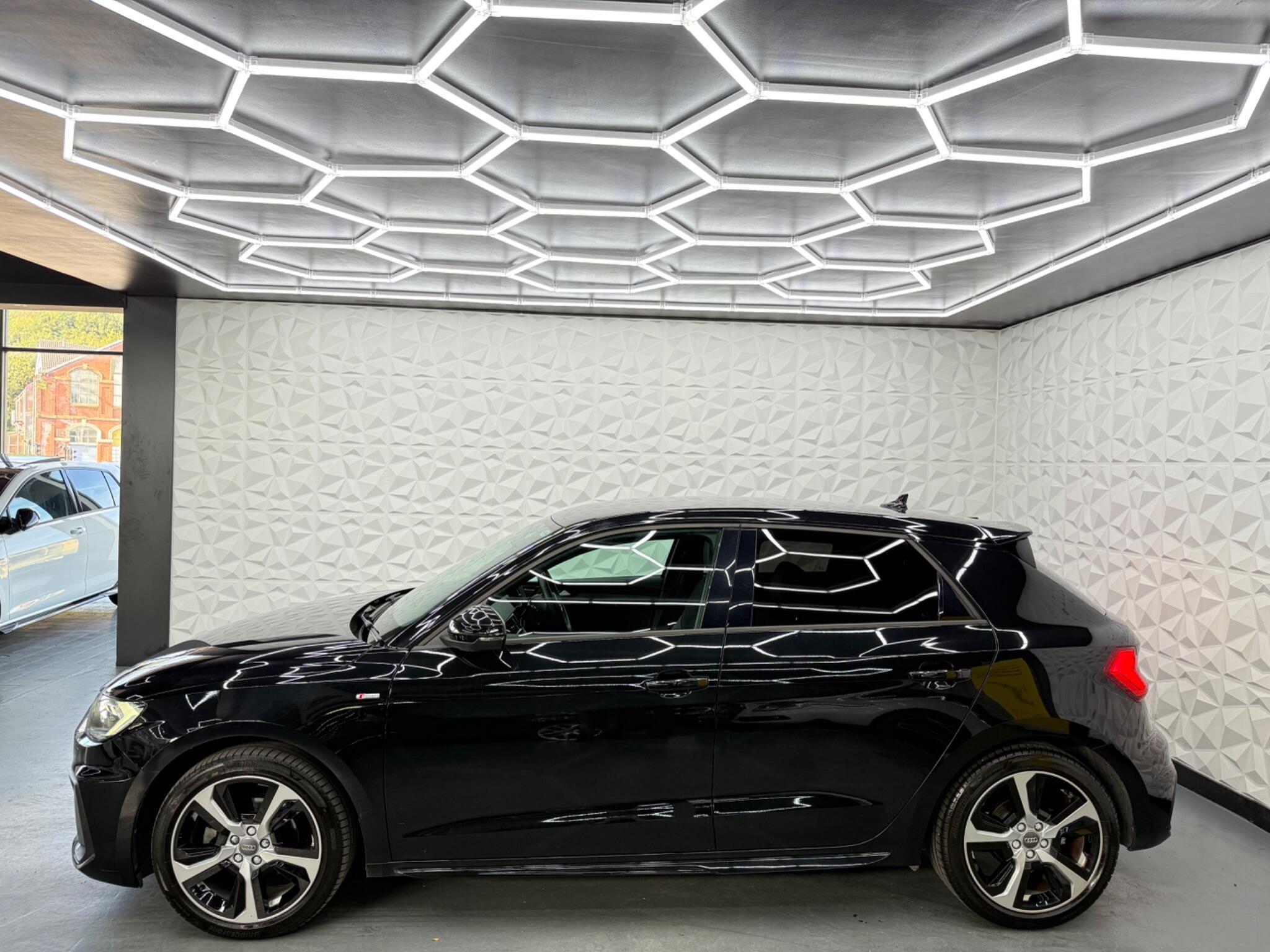 Audi A1 - Image 10