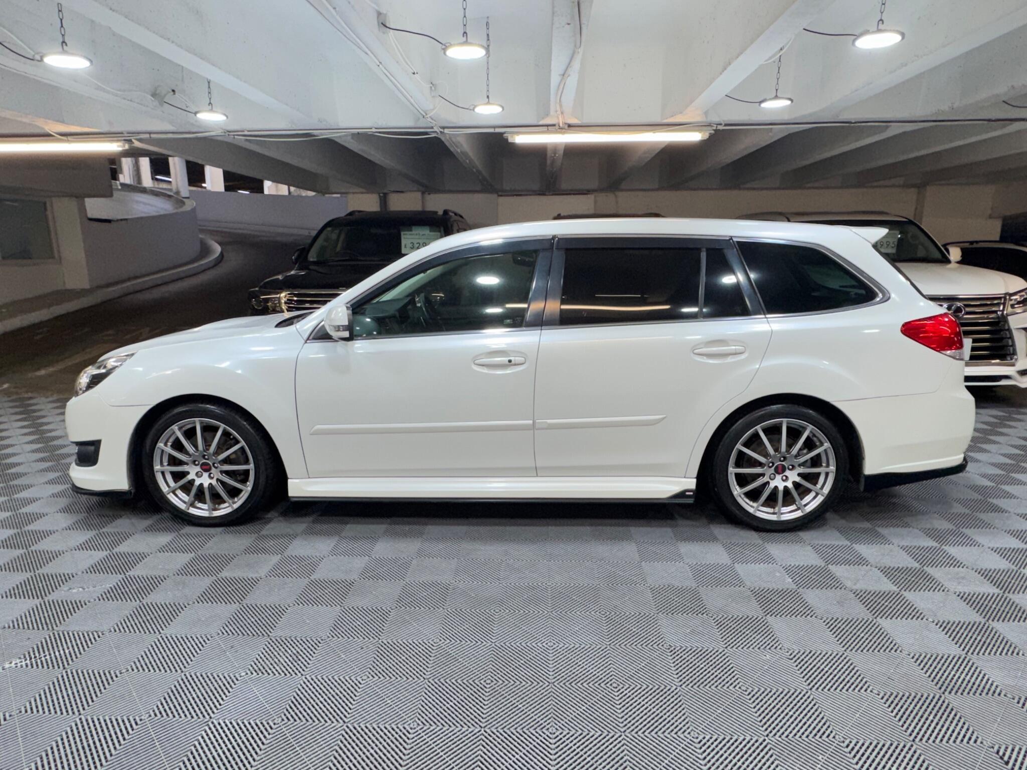 Subaru Legacy - Image 2