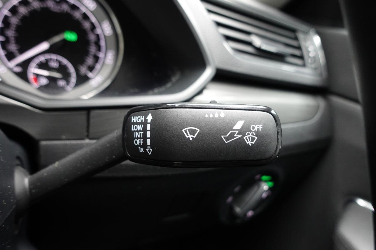 Skoda Superb - Image 58