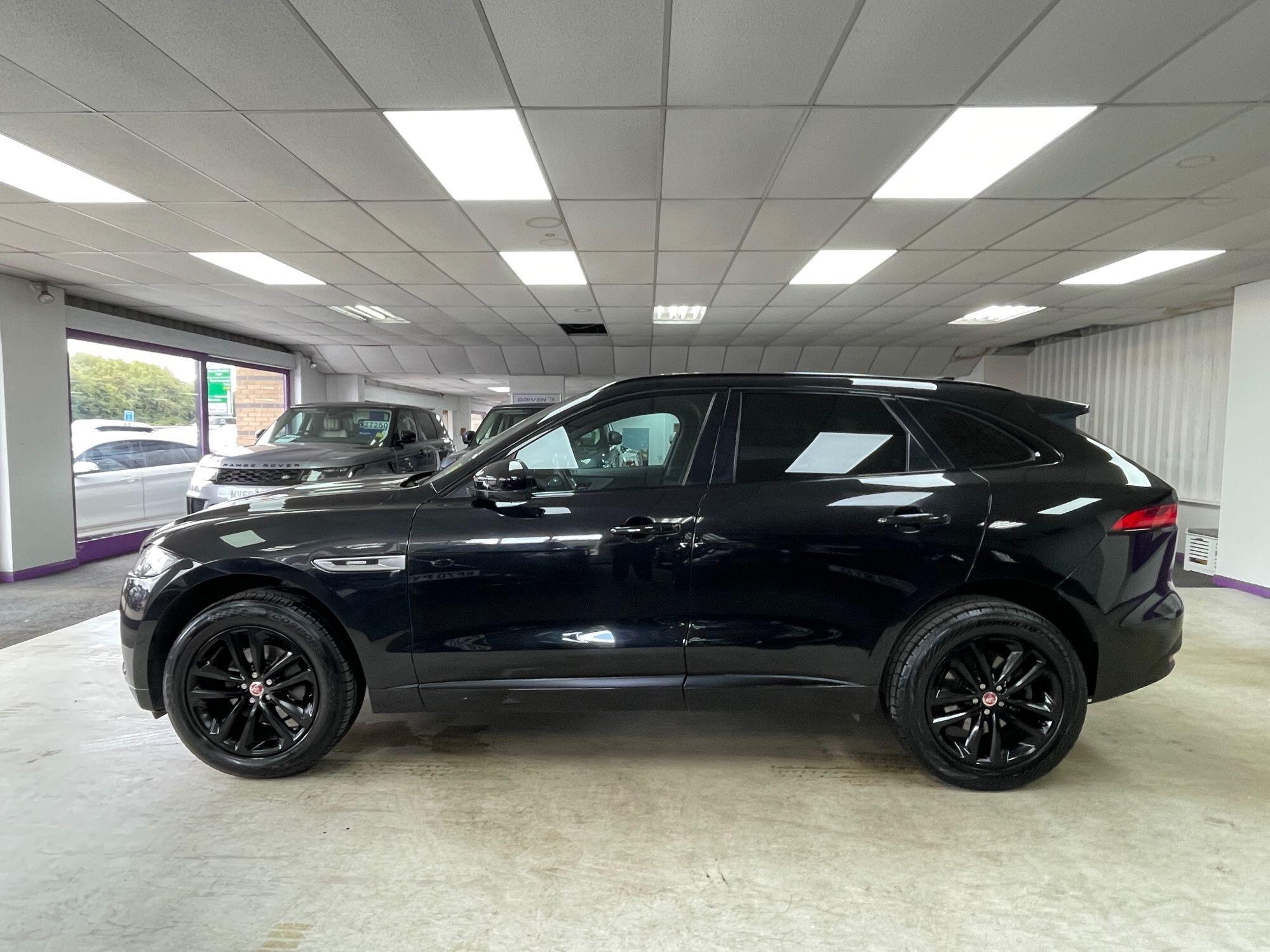 Jaguar F-Pace - Image 13