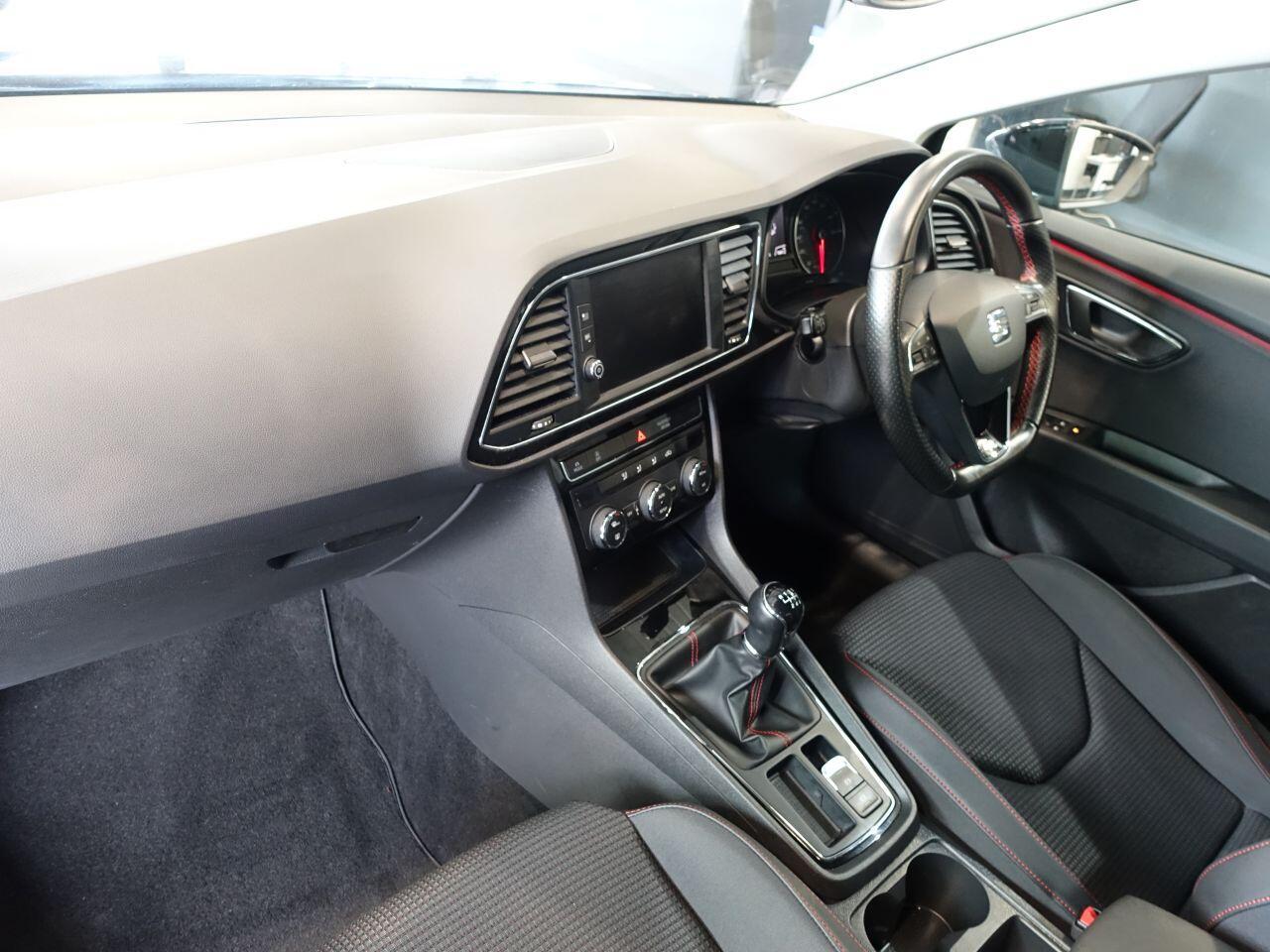 SEAT Leon - Image 11