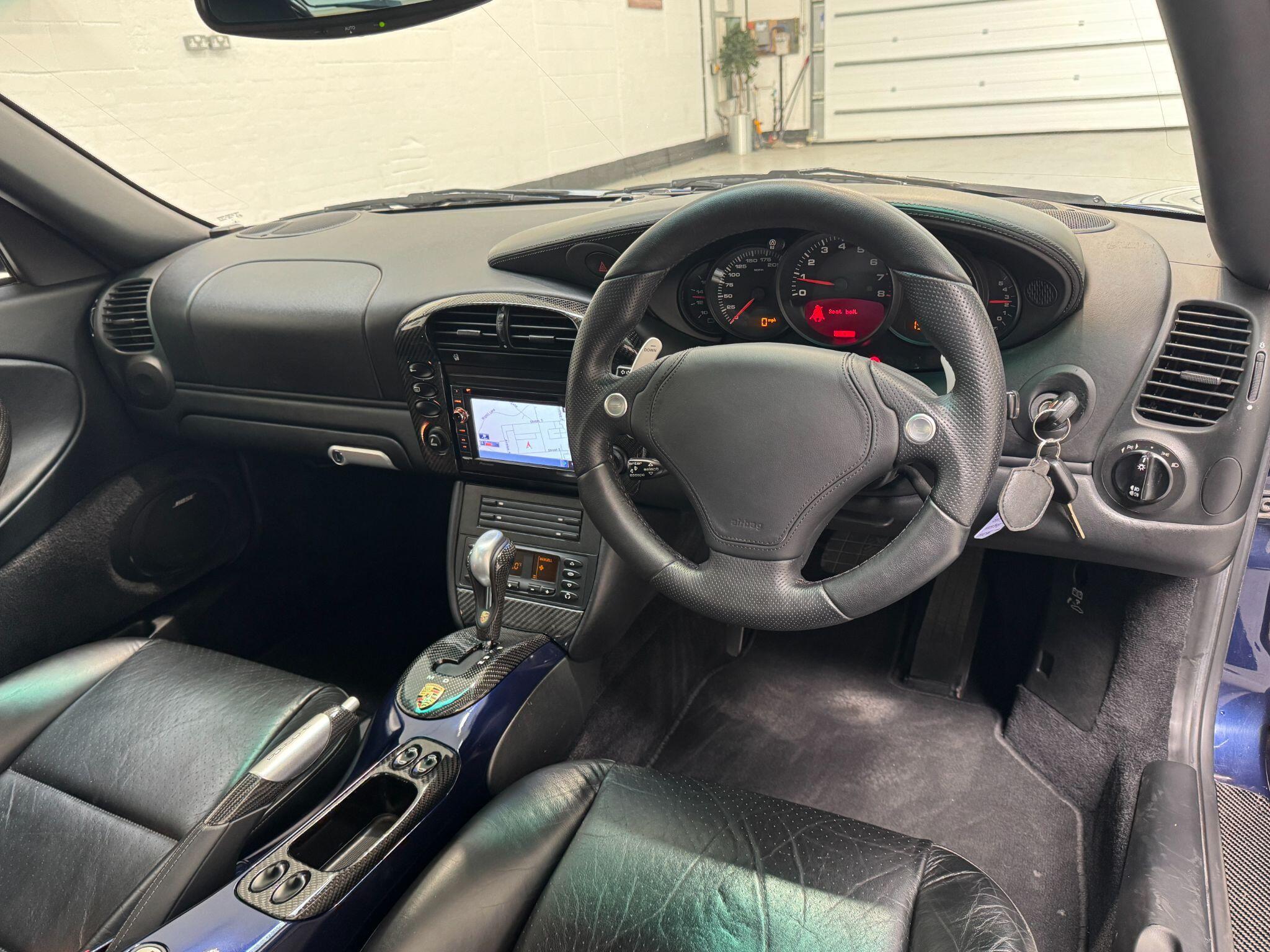 Porsche 911 - Image 16