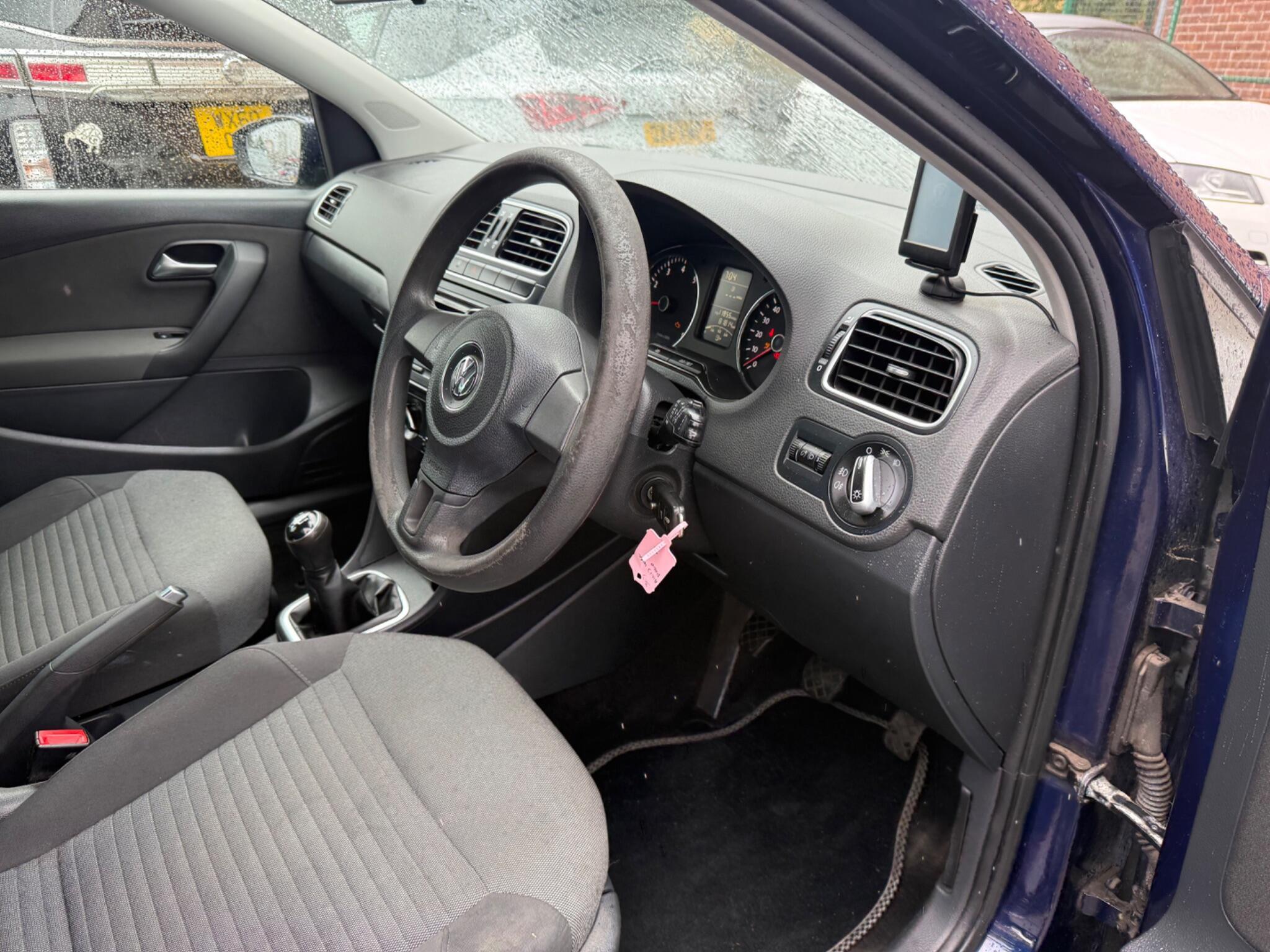 Volkswagen Polo - Image 15
