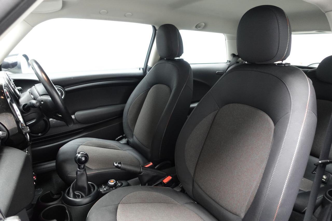 MINI Hatch - Image 24