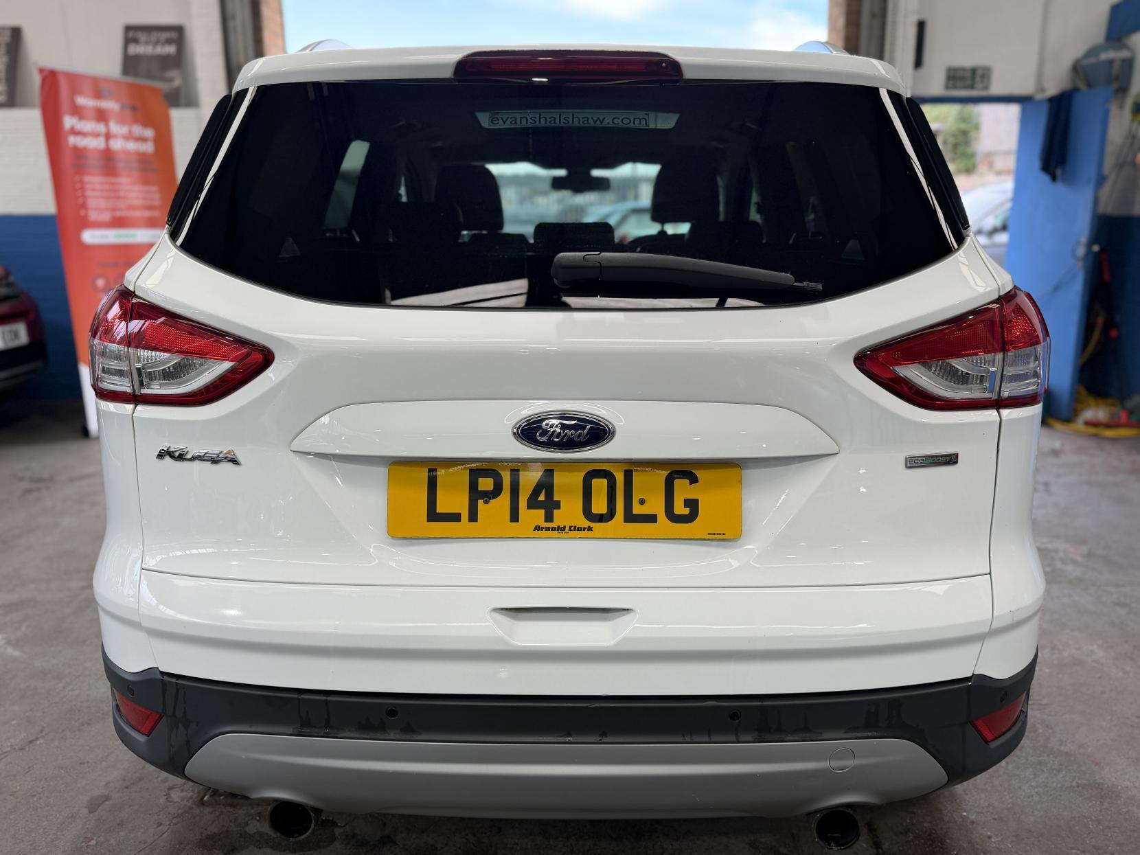Ford Kuga - Image 8