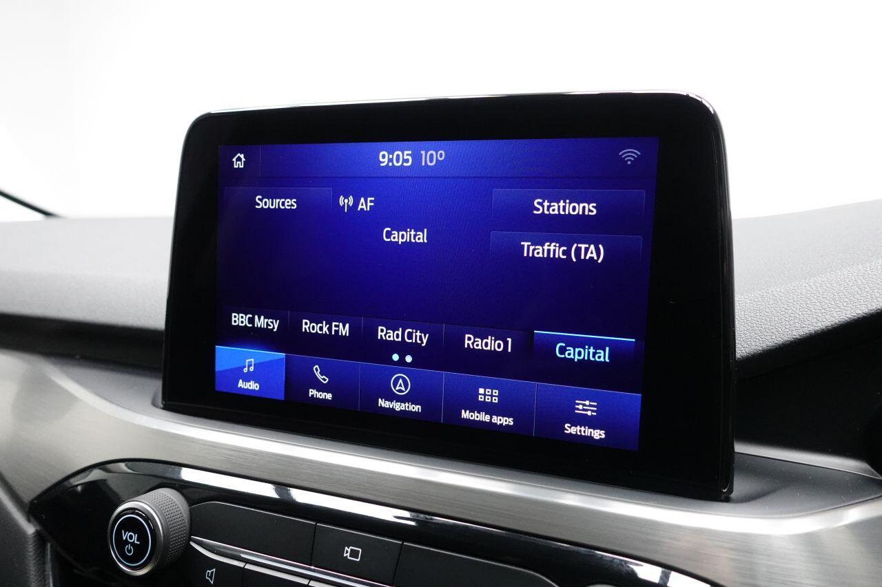 Ford Kuga - Image 16