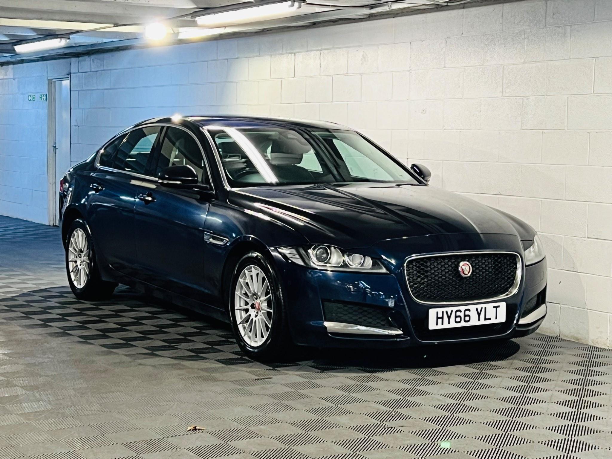 Jaguar XF