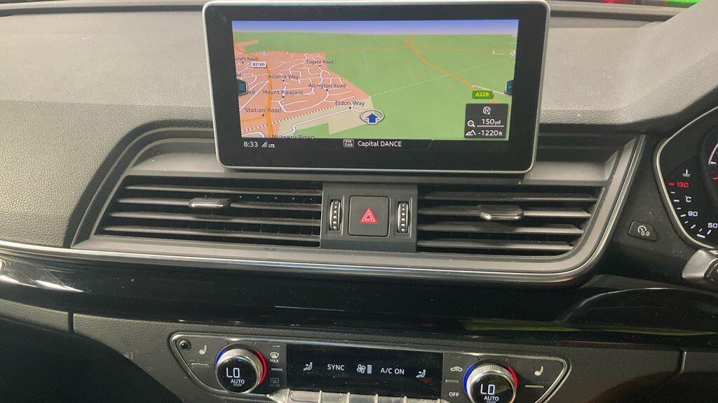 Audi Q5 - Image 3