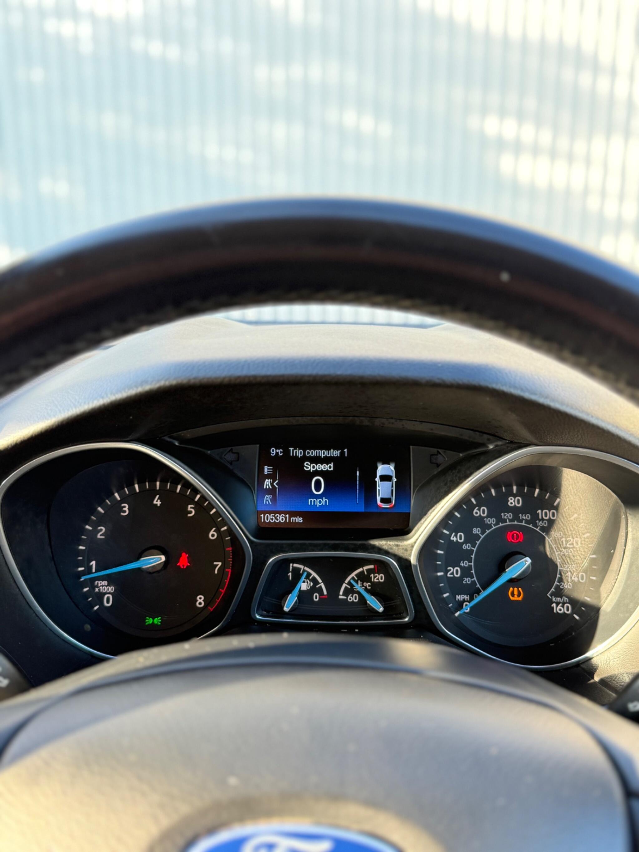 Ford Focus - Image 33