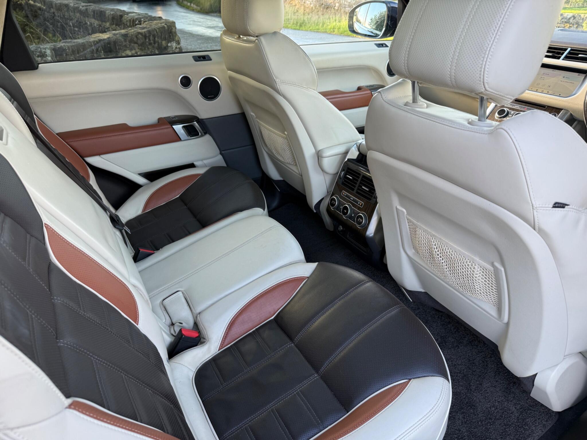 Land Rover RANGE ROVER SPORT - Image 15