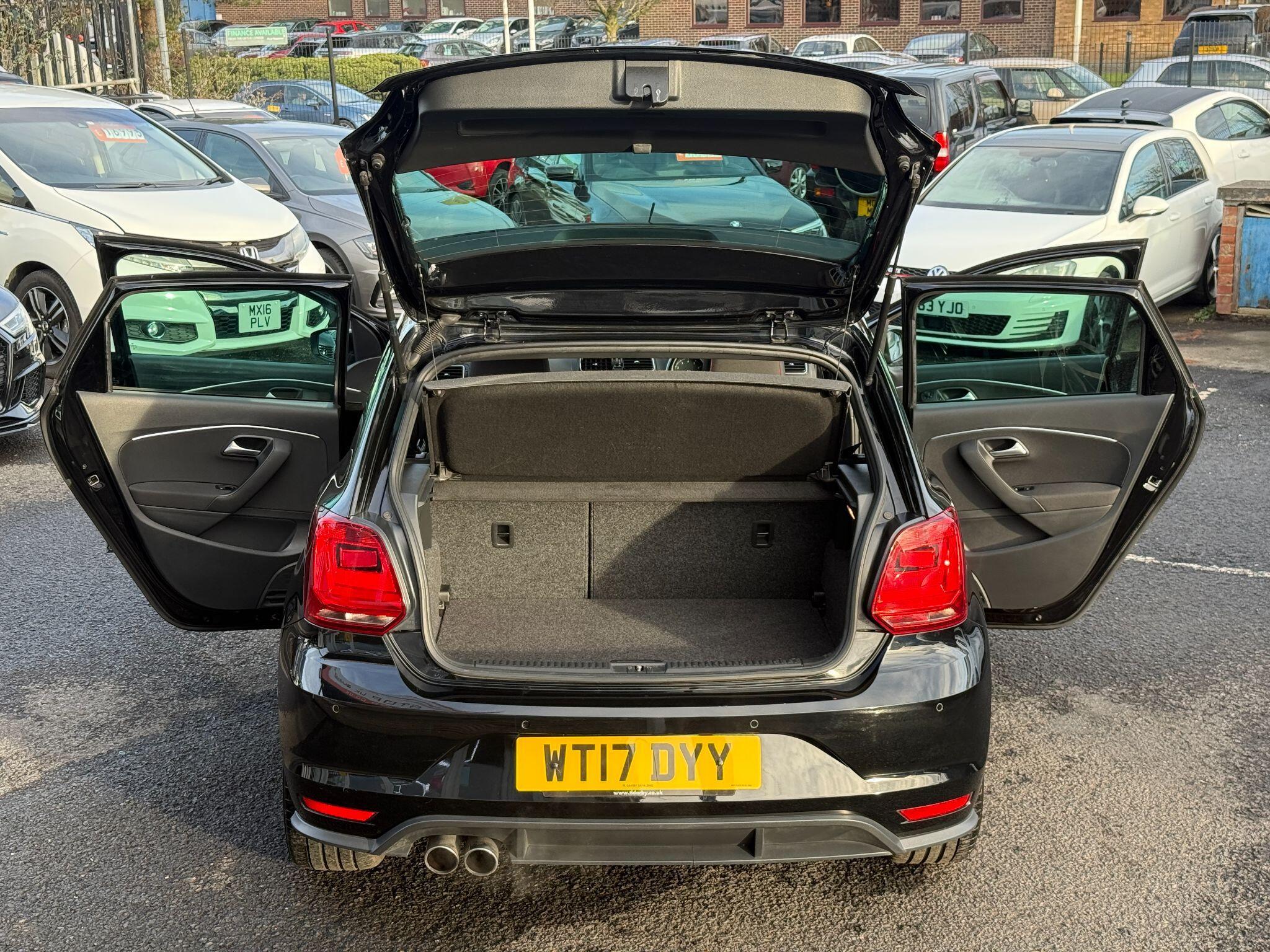 Volkswagen Polo - Image 21