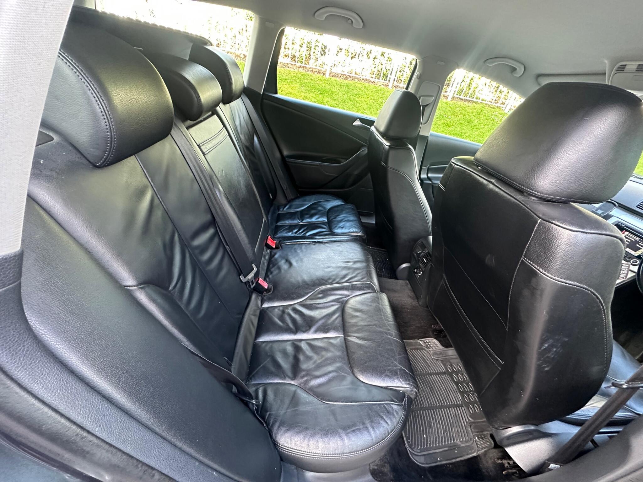 Volkswagen Passat - Image 41