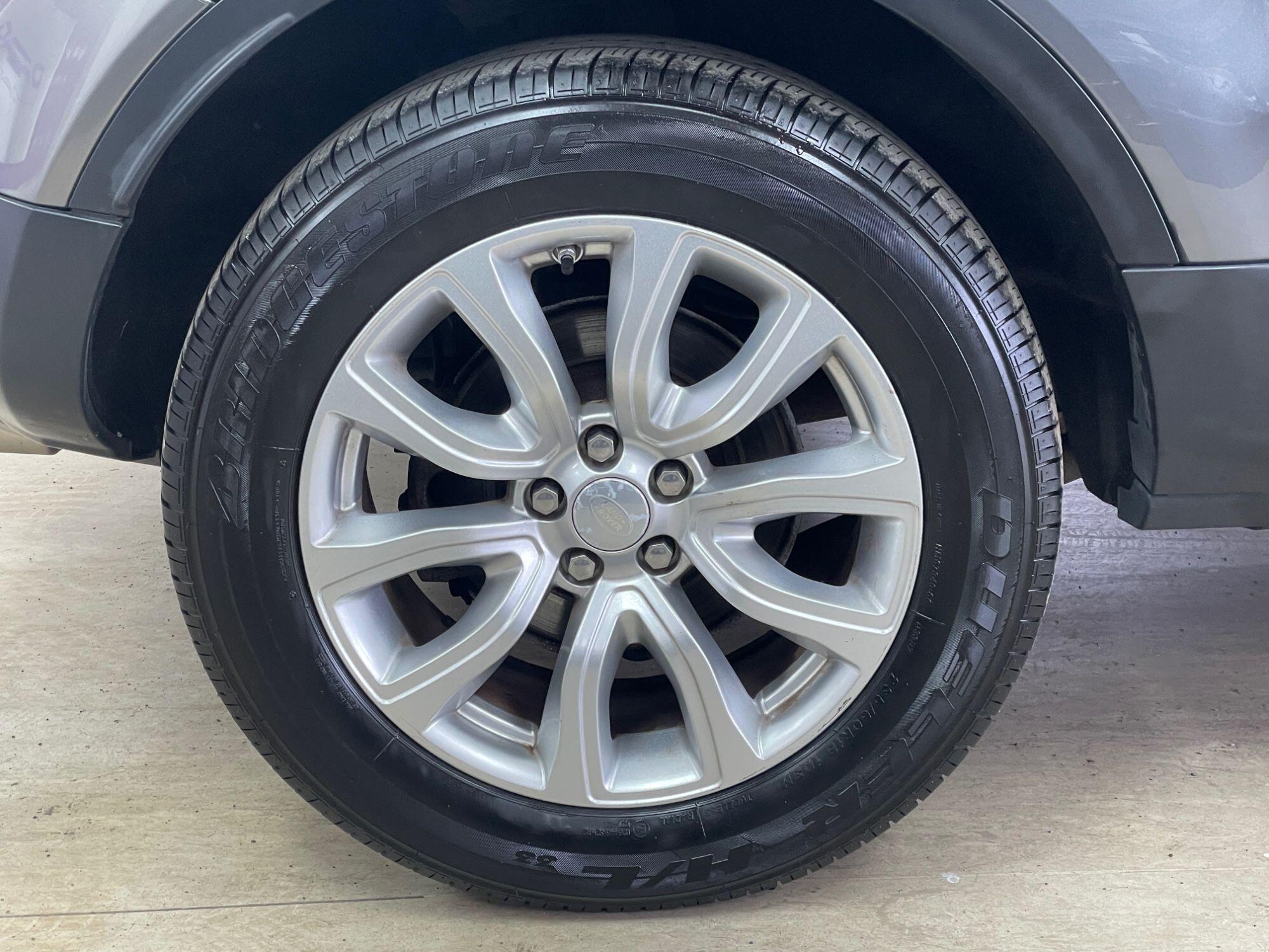 Land Rover Range Rover Evoque - Image 15