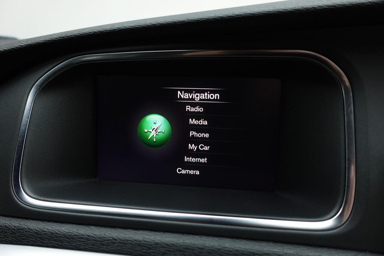 Volvo V40 - Image 5