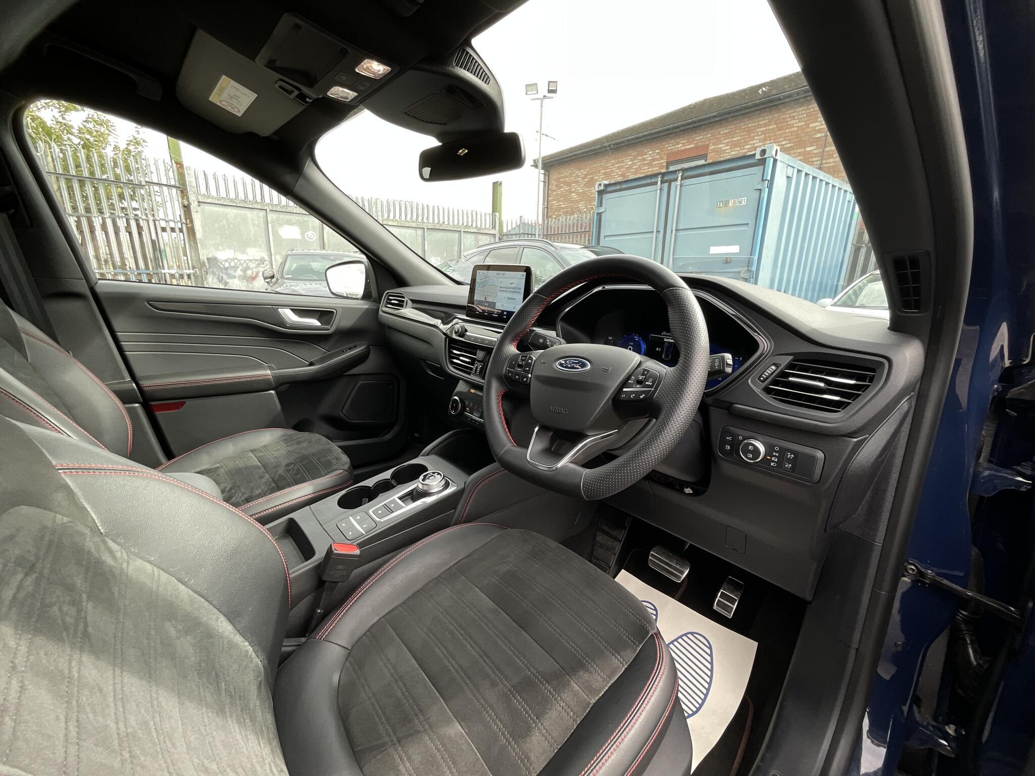 Ford Kuga - Image 7