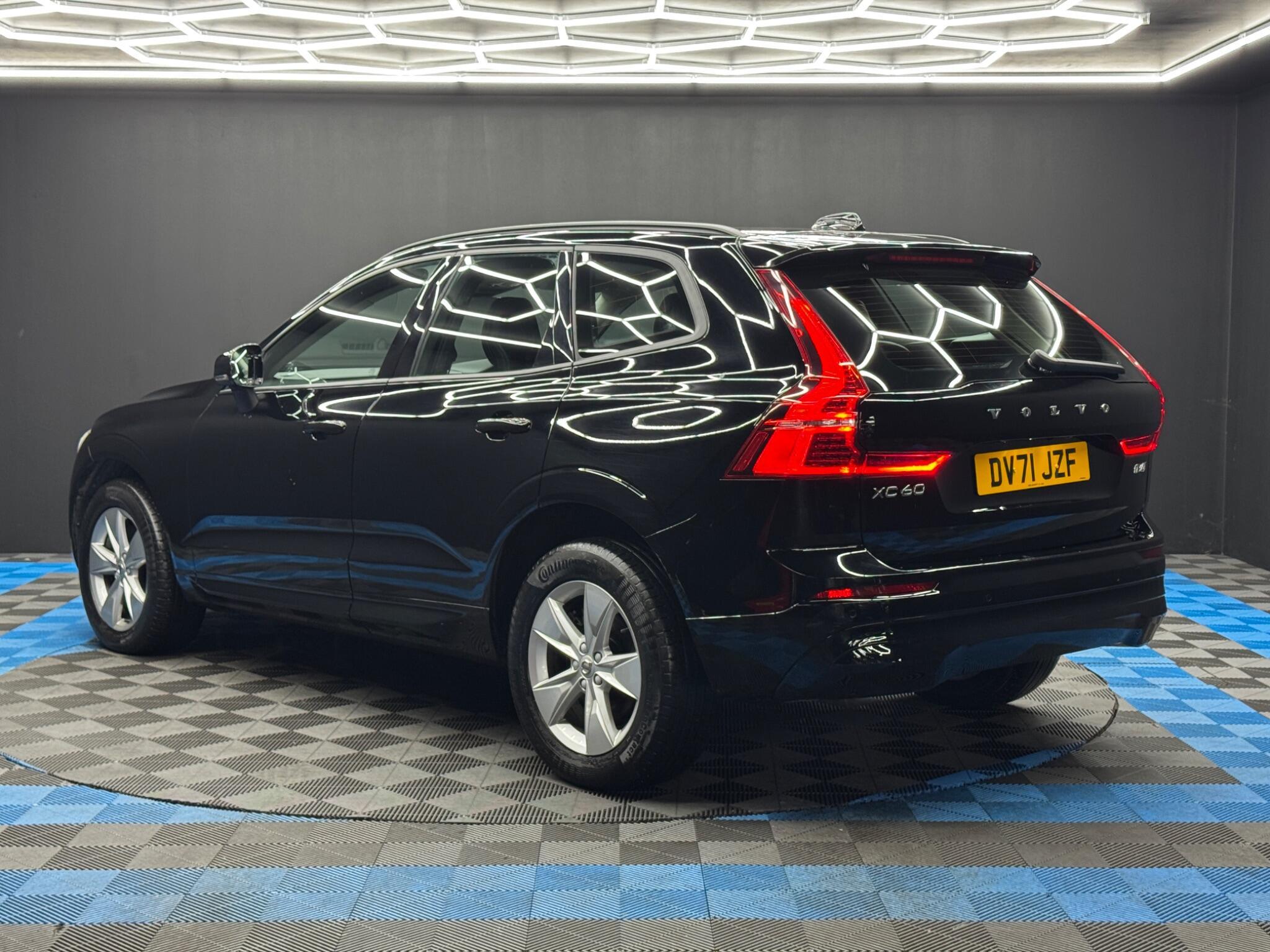 Volvo XC60 - Image 7