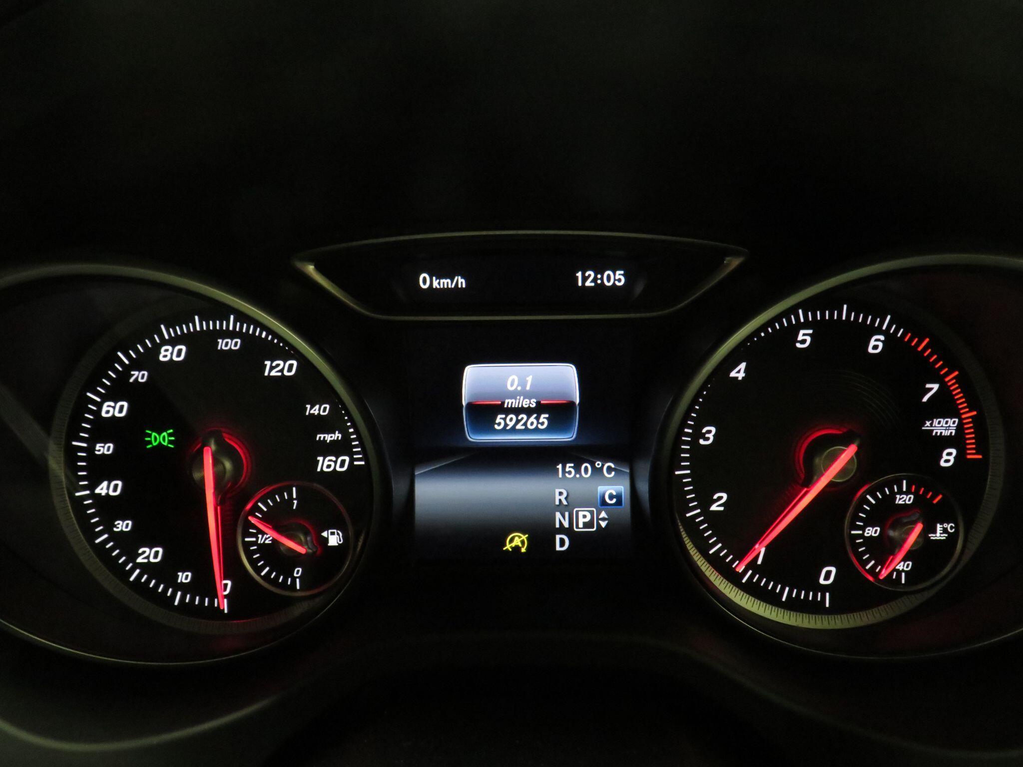 Mercedes GLA - Image 16