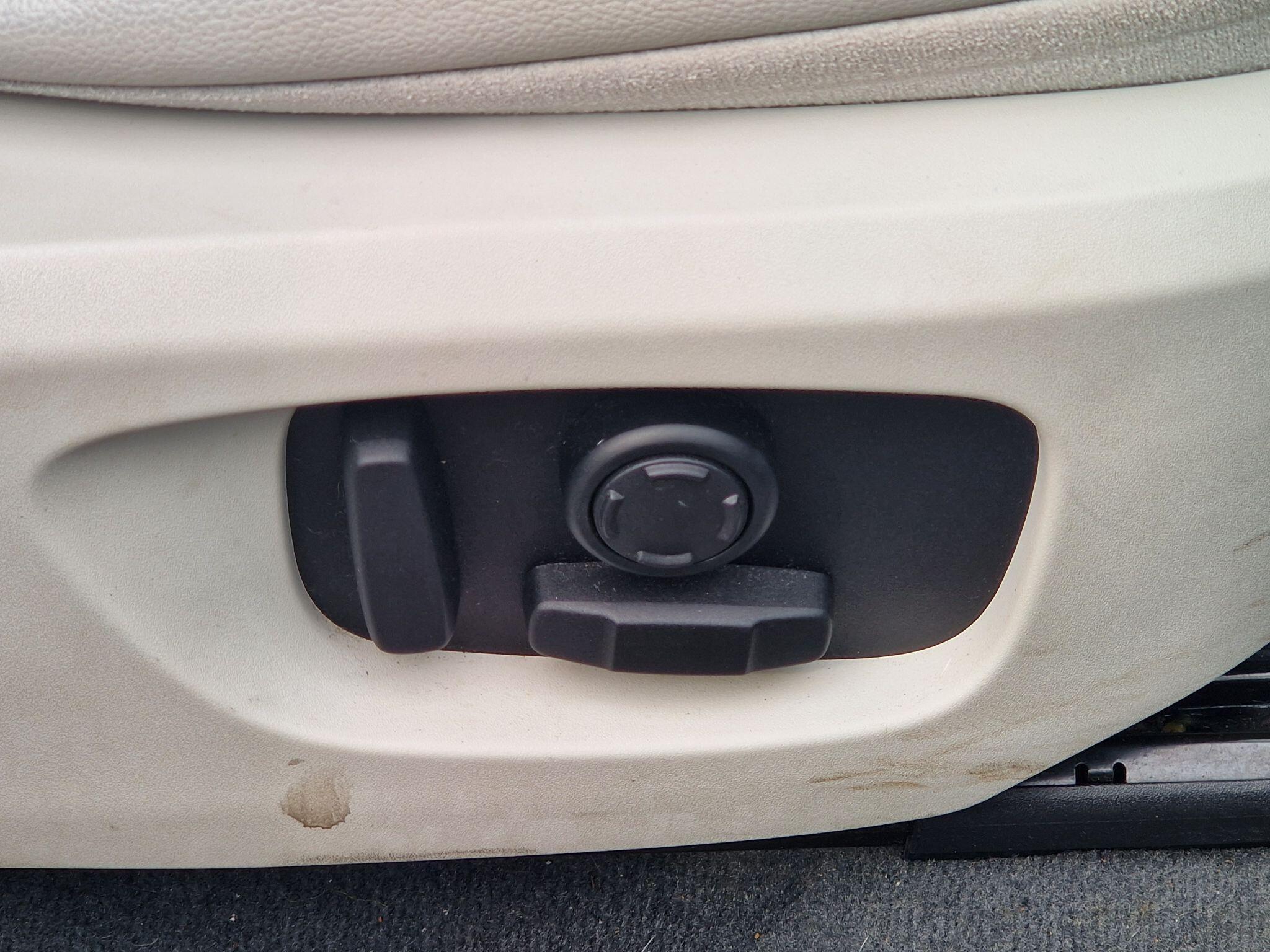 Land Rover DISCOVERY SPORT - Image 34